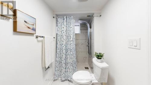 23 Marsh Road, Toronto, ON - Indoor Photo Showing Bathroom