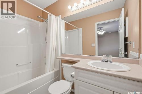 106 Lashyn Cove, Saskatoon, SK - Indoor Photo Showing Bathroom