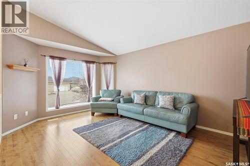 106 Lashyn Cove, Saskatoon, SK - Indoor Photo Showing Living Room