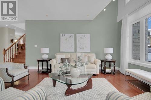 121 Macdonald Street, Ottawa, ON - Indoor Photo Showing Living Room