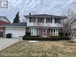 24 MEADOWGLADE CRESCENT Toronto, ON M2J 1C7