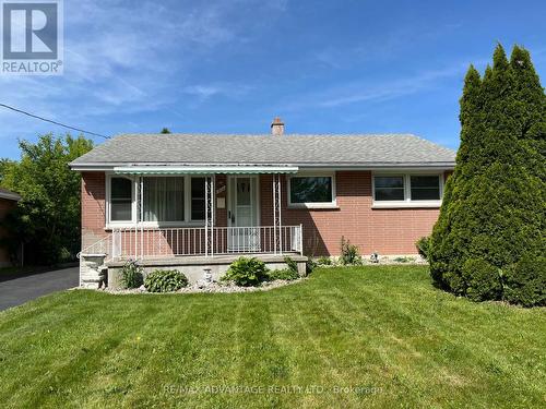 1920 DULUTH CRESCENT  London East (East I), ON N5V 1H7