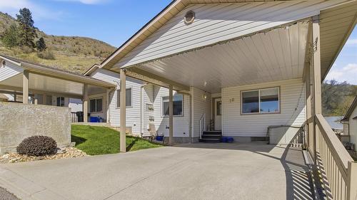 10-4210 Alexis Park Drive  Vernon, BC V1T 6H3