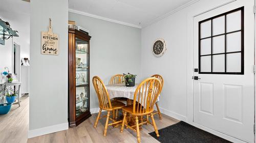 103 8Th Avenue, Creston, BC - Indoor Photo Showing Other Room