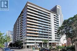 912 - 111 ELIZABETH STREET Toronto, ON M5G 1P7