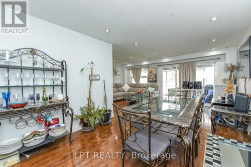 7101 Codlin Avenue, Mississauga, ON - Indoor Photo Showing Dining Room