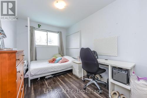7101 Codlin Avenue, Mississauga, ON - Indoor Photo Showing Bedroom