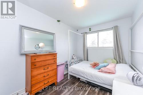 7101 Codlin Avenue, Mississauga, ON - Indoor Photo Showing Bedroom