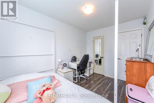 7101 Codlin Avenue, Mississauga, ON - Indoor Photo Showing Bedroom