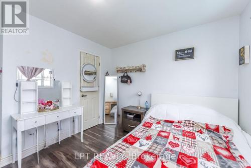 7101 Codlin Avenue, Mississauga, ON - Indoor Photo Showing Bedroom