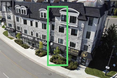 1012 Lagoon Street, Mississauga, ON 