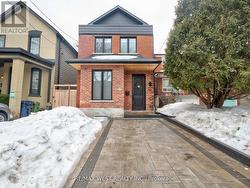 64 GWYNNE AVENUE Toronto, ON M6K 2C4