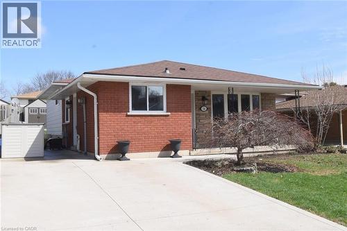 316 CRANBROOK Drive  Hamilton, ON L9C 4T3