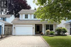 12 BRIGANTINE COURT St. Catharines (Port Weller), ON L2M 7V4