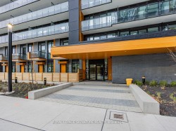 2301S-127 Broadway Avenue Toronto, ON M4P 1V4