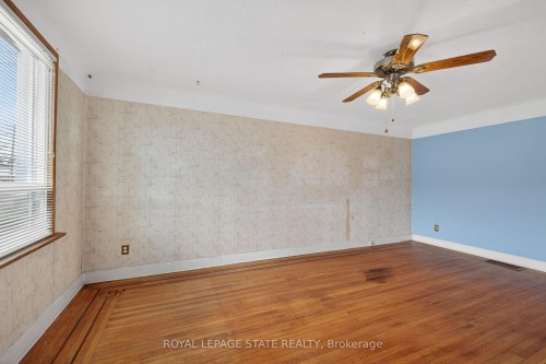 163 Rosedale Avenue, Hamilton, ON - Indoor Photo Showing Other Room