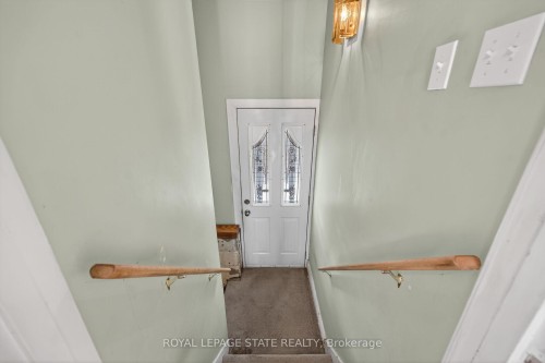 163 Rosedale Avenue, Hamilton, ON - Indoor Photo Showing Other Room