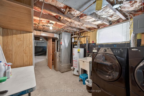 163 Rosedale Avenue, Hamilton, ON - Indoor Photo Showing Laundry Room