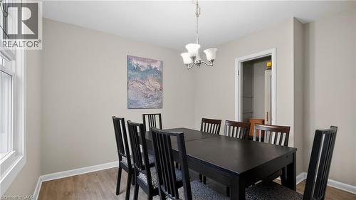 342 East 17Th Street, Hamilton, ON - Indoor Photo Showing Dining Room