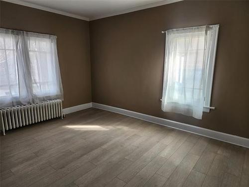 74 St Mary'S Rd, Winnipeg, MB 