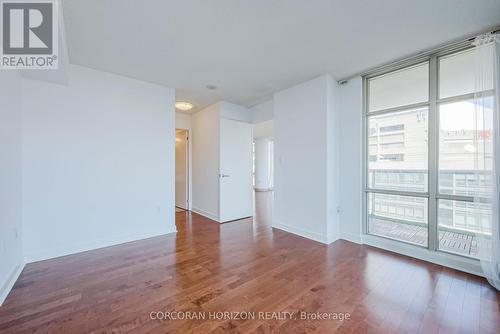 609 - 10 Navy Wharf Court, Toronto, ON - Indoor Photo Showing Other Room