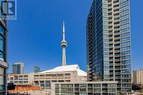 609 - 10 Navy Wharf Court, Toronto, ON - Outdoor With Facade