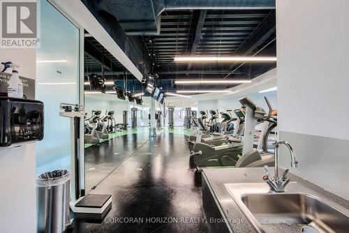 609 - 10 Navy Wharf Court, Toronto, ON - Indoor Photo Showing Gym Room