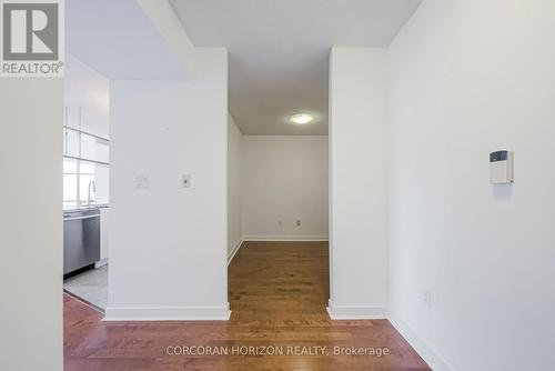 609 - 10 Navy Wharf Court, Toronto, ON - Indoor Photo Showing Other Room