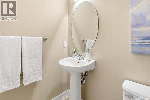 1216 Pringle Way, Saskatoon, SK - Indoor Photo Showing Bathroom