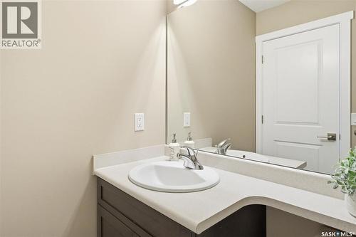 1216 Pringle Way, Saskatoon, SK - Indoor Photo Showing Bathroom