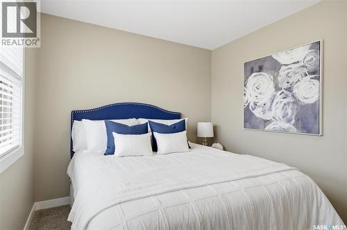 1216 Pringle Way, Saskatoon, SK - Indoor Photo Showing Bedroom
