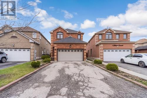 3 ARTHURS CRESCENT  Brampton, ON L6Y 4Y5