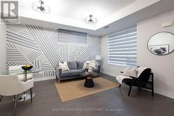 1 - 670 ATWATER AVENUE  Mississauga, ON L5G 0B6