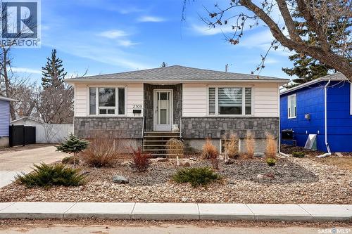 2709 24Th Avenue, Regina, SK - Outdoor