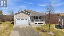122 NEW YORK AVENUE Wasaga Beach, ON L9Z 3A8