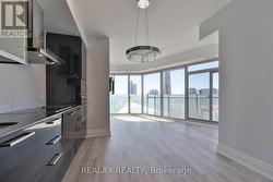 4007 - 12 YORK STREET Toronto, ON M5J 0A9