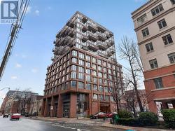 PH3 - 2 AUGUSTA AVENUE Toronto, ON M5V 0T3