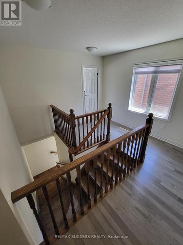 725 Kennedy Circle W, Milton, ON - Indoor Photo Showing Other Room