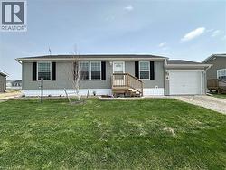 14 COPPER BEECH Drive Haldimand County, ON N0A 1L0