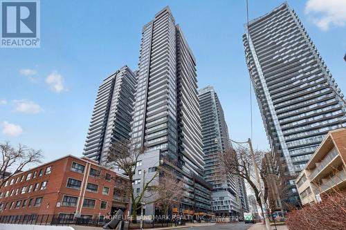 606 - 127 BROADWAY AVENUE  Toronto, ON M4P 1V4