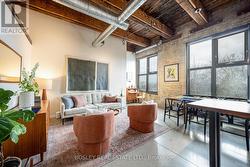 309 - 363 SORAUREN AVENUE Toronto, ON M6R 3C1