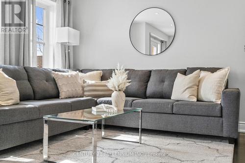 655 Cargill Path, Milton, ON - Indoor Photo Showing Living Room