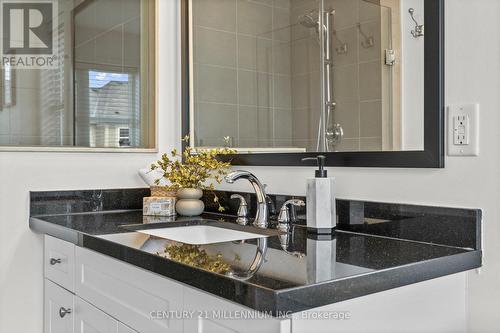 655 Cargill Path, Milton, ON - Indoor Photo Showing Bathroom