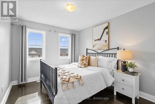 655 Cargill Path, Milton, ON - Indoor Photo Showing Bedroom