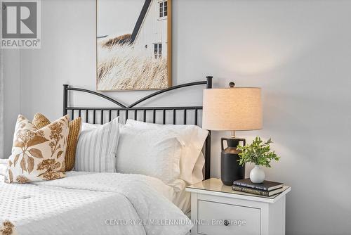 655 Cargill Path, Milton, ON - Indoor Photo Showing Bedroom