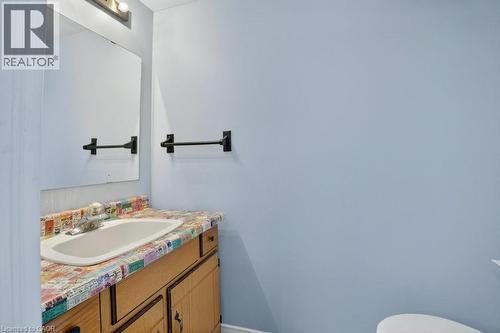2pc Bath - 54 Deerwood Crescent, Kitchener, ON - Indoor Photo Showing Bathroom