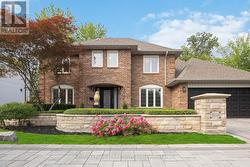 2059 SHAWANAGA TRAIL  Mississauga, ON L5H 3Z3