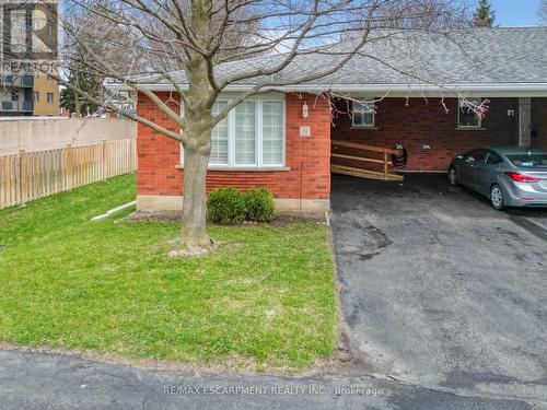 19 - 229 LYNDEN ROAD  Brantford, ON N3R 8A7