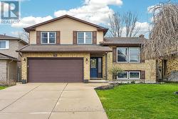 56 HUMMINGBIRD LANE  Hamilton, ON L9A 4A9