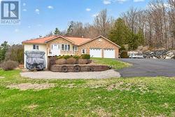 224 BIG HILL ROAD Leeds And The Thousand Islands, ON K0H 2N0